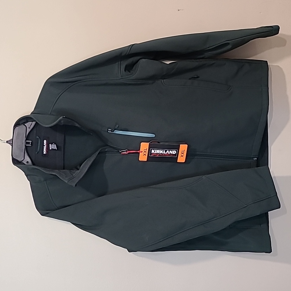 Kirkland XXL water resistant jacket
